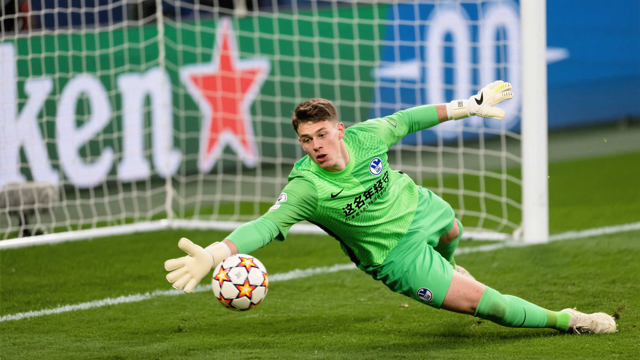 盐城迎战宿迁,17岁门将展现非凡才华 盐城迎战宿迁,17岁门将展现非凡才华